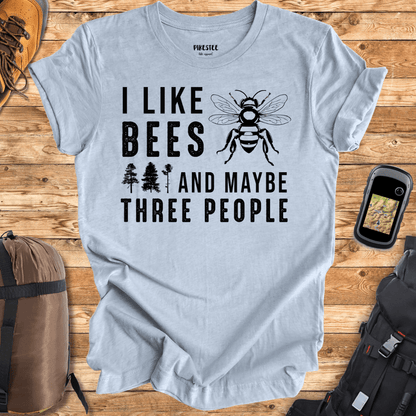 "I Like Bees And Maybe Three People" graphic T-shirt