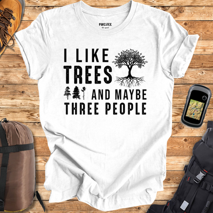 "I Like Trees And Maybe Three People" graphic T-shirt