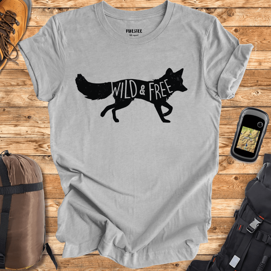 Wild and Free Fox Graphic T-shirt