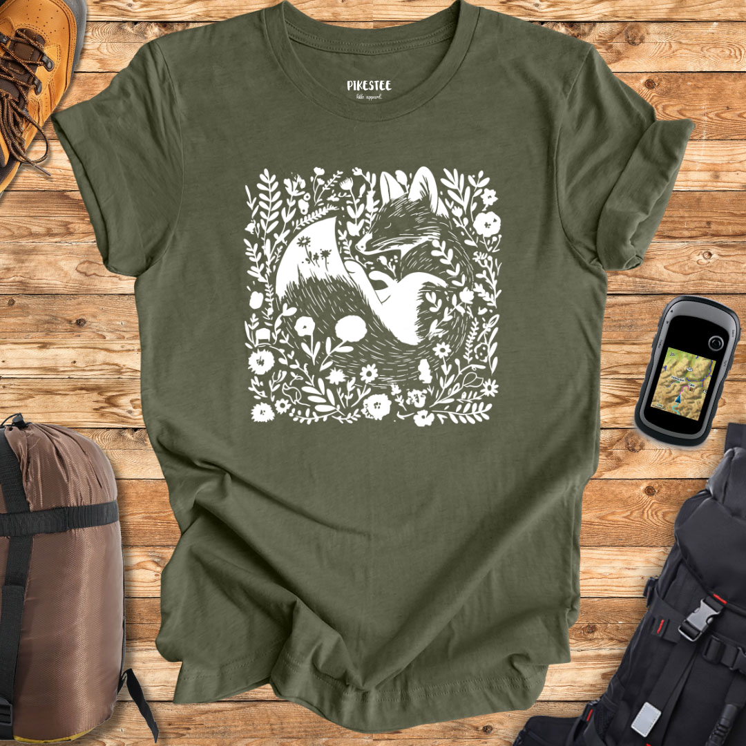 Fox Floral Patern Graphic T-shirt